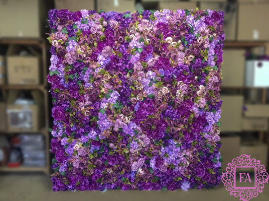 Стена из цветов москва цветы в горшке с доставкой казань