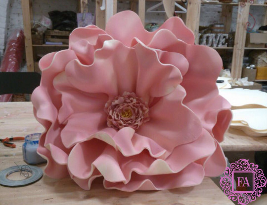 Дизайнерский цветок розовый